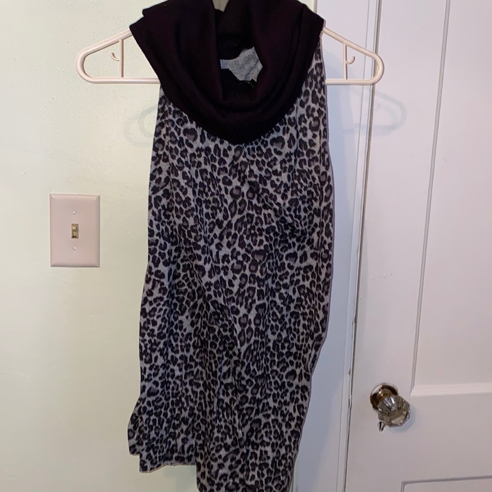 Cheetah sweater turtle neck